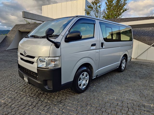 TOYOTA HIACE VAN 1.15T 2WD 2020 Image 31