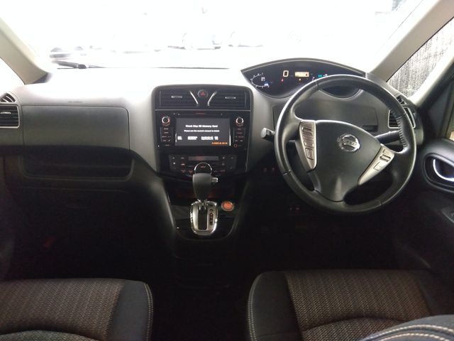 NISSAN SERENA  S-HYBRID 2014 Image 31