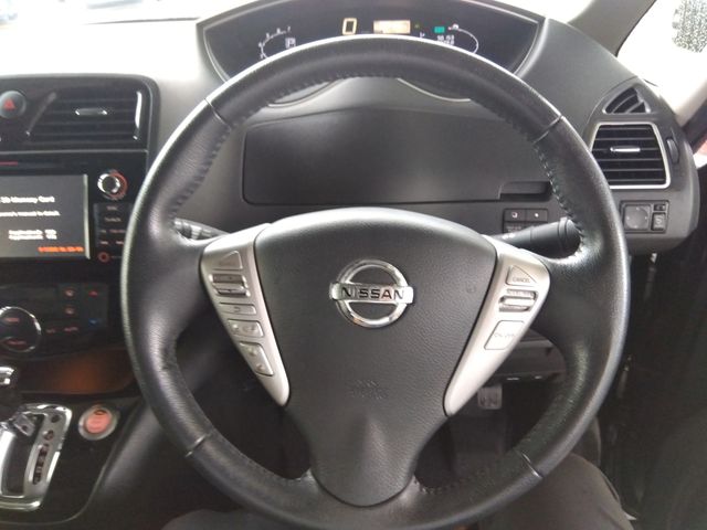 NISSAN SERENA  S-HYBRID 2014 Image 31