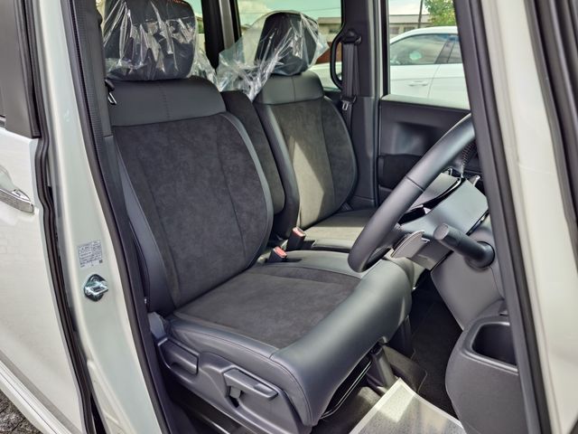 HONDA N BOX CUSTOM 2024 Image 31