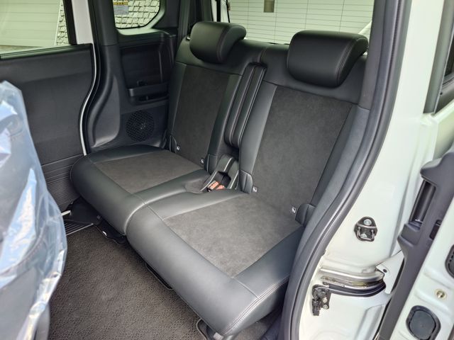 HONDA N BOX CUSTOM 2024 Image 31