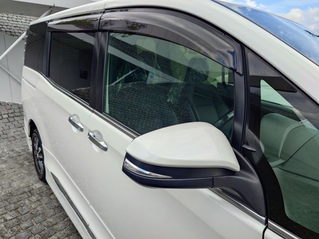 TOYOTA ESQUIRE HYBRID 2018 Image 31