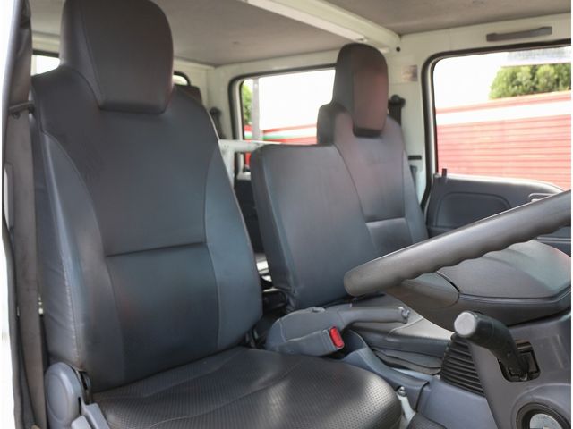 ISUZU ELF 2018 Image 31