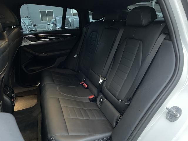 BMW X4 2020 Image 31