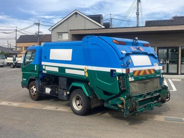 MITSUBISHI CANTER 2017 Image 31