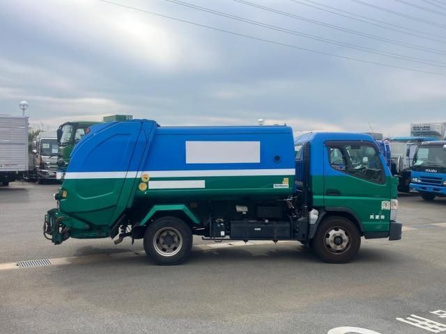 MITSUBISHI CANTER 2017 Image 31