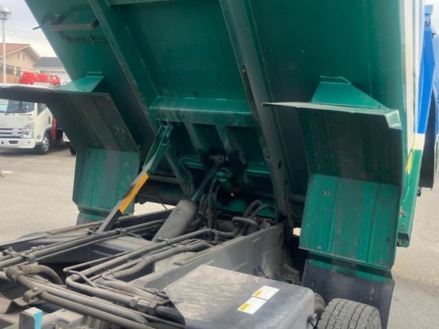 MITSUBISHI CANTER 2017 Image 31