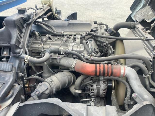 MITSUBISHI CANTER 2017 Image 31