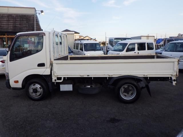 HINO DUTRO 2017 Image 31