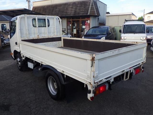 HINO DUTRO 2017 Image 31