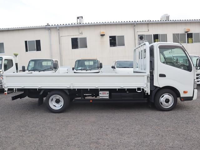 HINO DUTRO 2020 Image 31