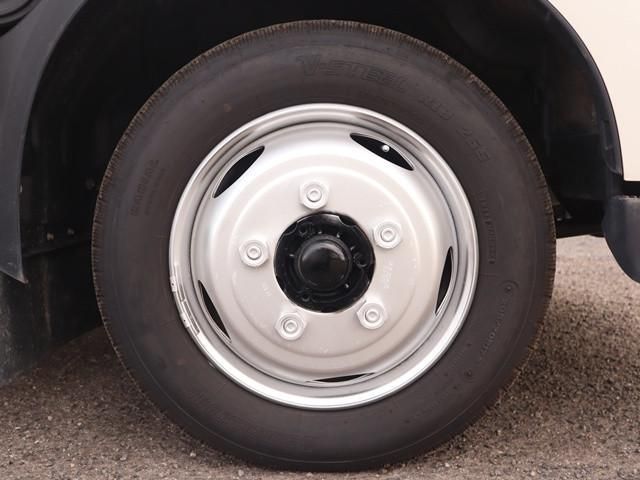 HINO DUTRO 2020 Image 31