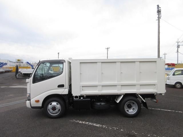 HINO DUTRO 2024 Image 31