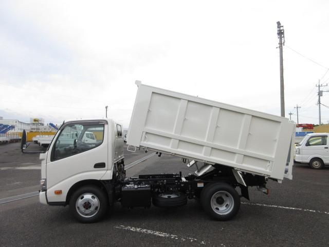 HINO DUTRO 2024 Image 31