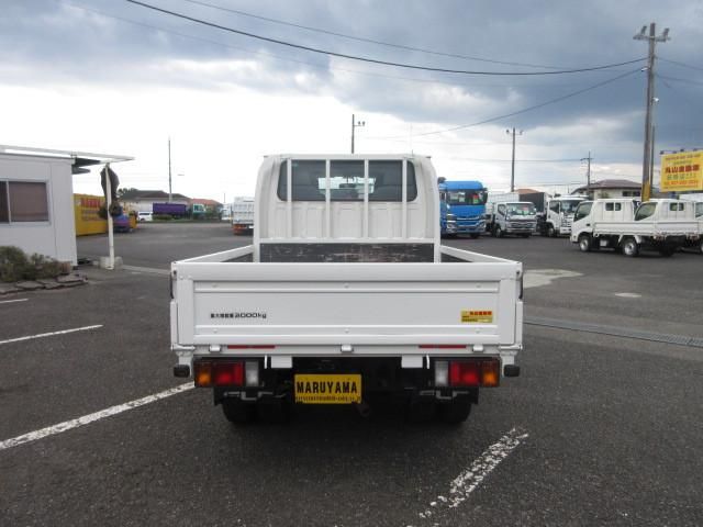 ISUZU ELF 2018 Image 31