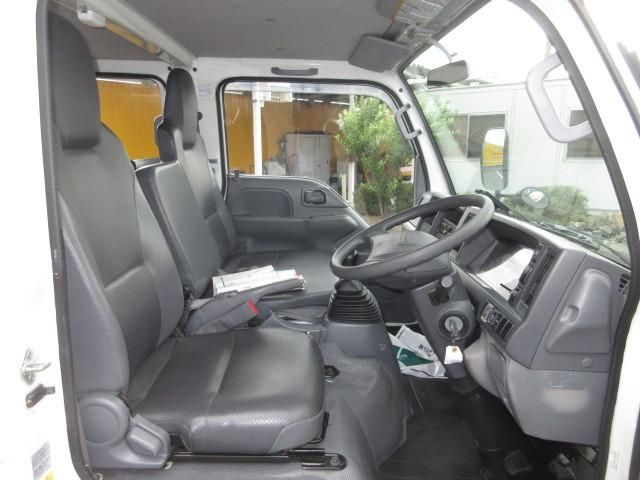 ISUZU ELF 2018 Image 31