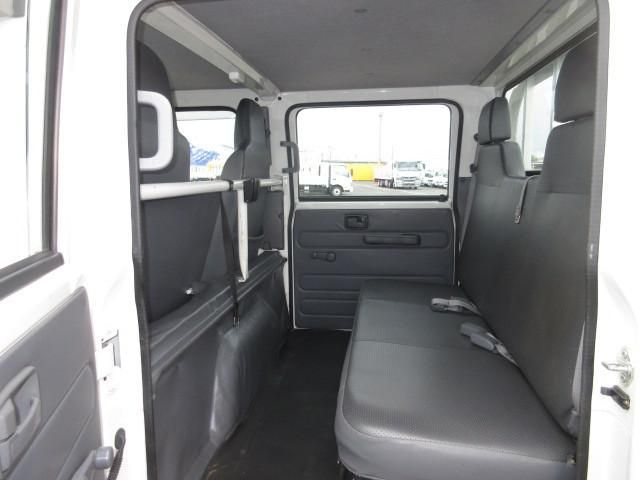 ISUZU ELF 2018 Image 31