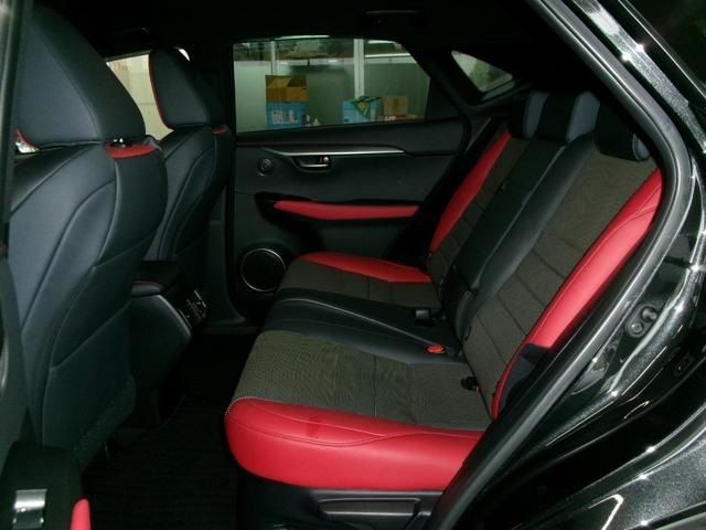 TOYOTA LEXUS NX300 AWD 2019 Image 31