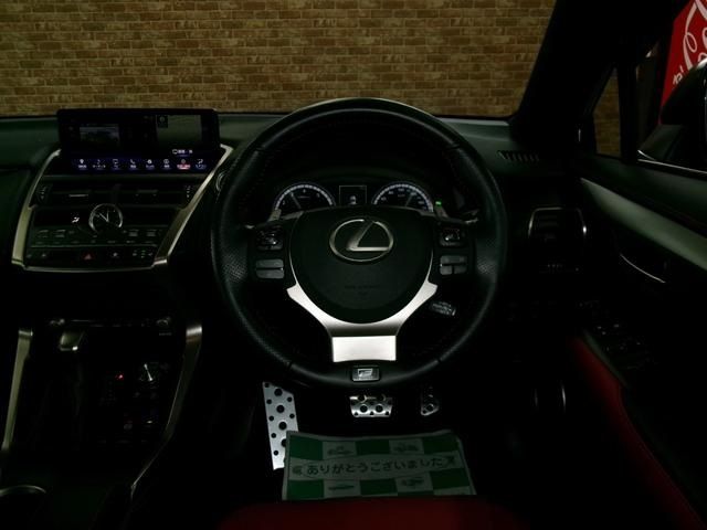 TOYOTA LEXUS NX300 AWD 2019 Image 31