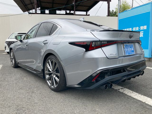 TOYOTA LEXUS IS350 2020 Image 31