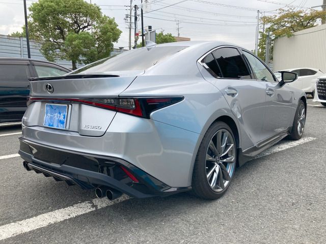 TOYOTA LEXUS IS350 2020 Image 31