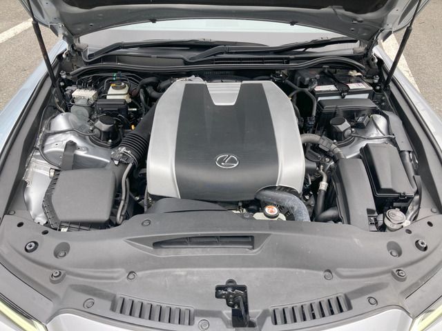 TOYOTA LEXUS IS350 2020 Image 31