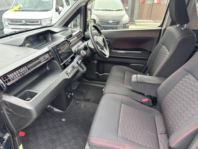 SUZUKI WAGON R STINGRAY 2017 Image 31