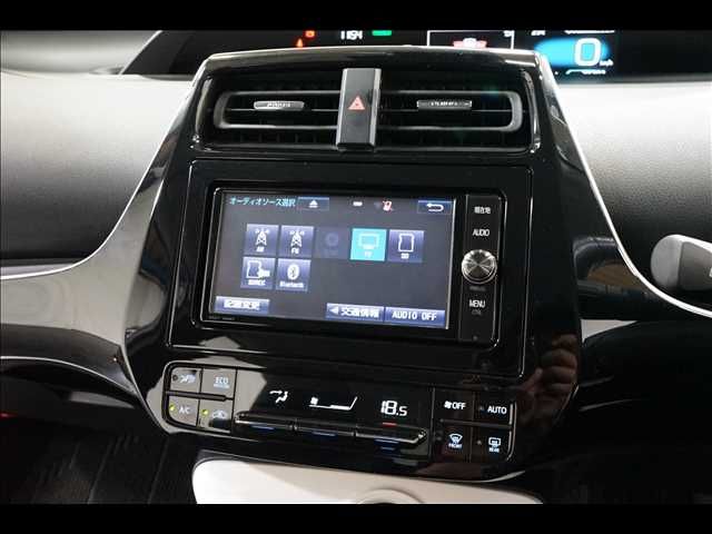 TOYOTA PRIUS 2016 Image 31