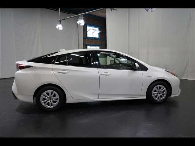 TOYOTA PRIUS 2016 Image 31