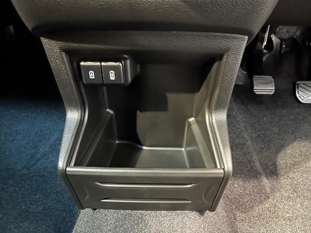 SUZUKI XBEE 4WD 2025 Image 31