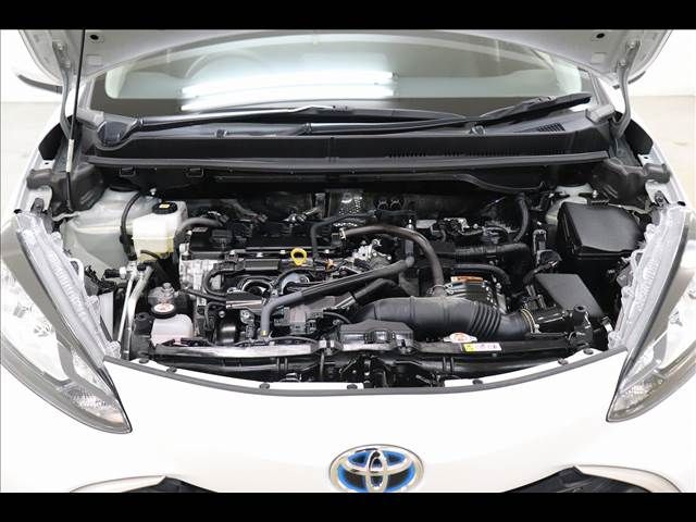 TOYOTA AQUA 2022 Image 31