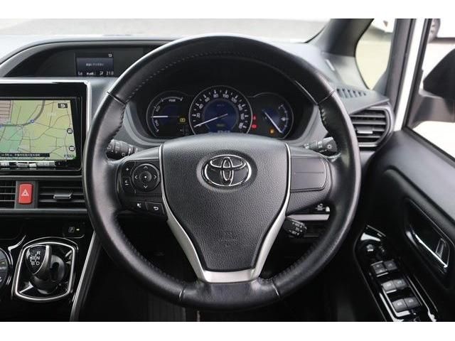 TOYOTA VOXY 2019 Image 31