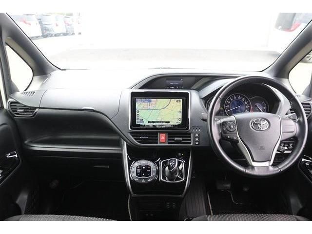 TOYOTA VOXY 2019 Image 31