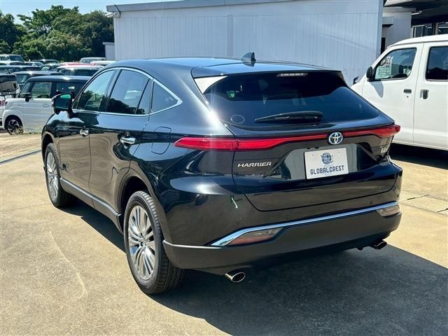 TOYOTA HARRIER HYBRID 2022 Image 31
