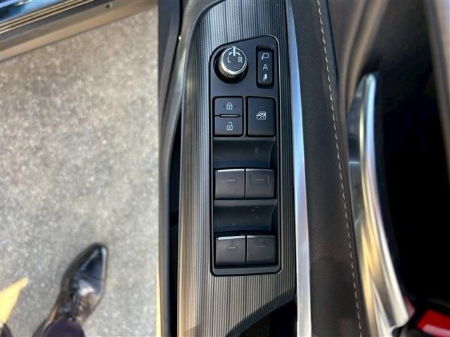 TOYOTA HARRIER HYBRID 2022 Image 31