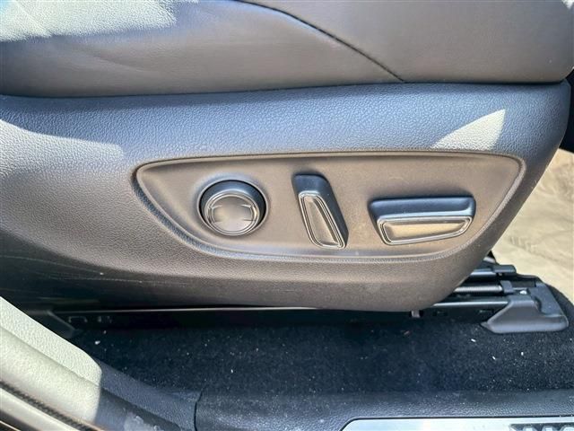 TOYOTA HARRIER HYBRID 2022 Image 31