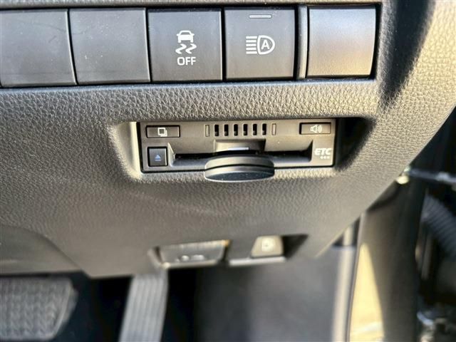 TOYOTA HARRIER HYBRID 2022 Image 31