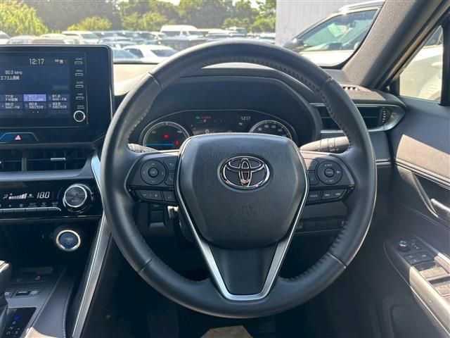 TOYOTA HARRIER HYBRID 2022 Image 31