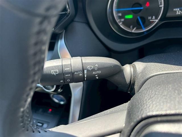 TOYOTA HARRIER HYBRID 2022 Image 31