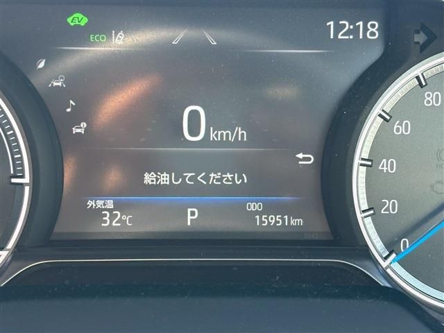 TOYOTA HARRIER HYBRID 2022 Image 31