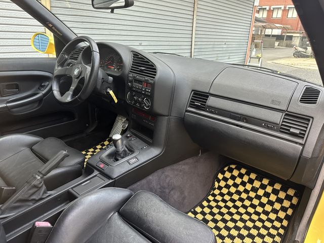 BMW M3 1994 Image 31