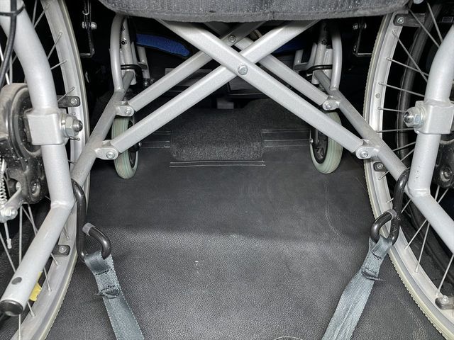 TOYOTA VELLFIRE 2012 Image 31