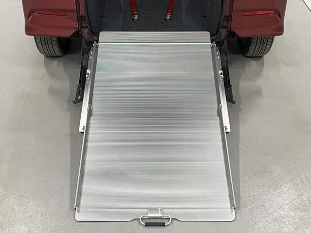 DAIHATSU TANTO CUSTOM 2018 Image 31