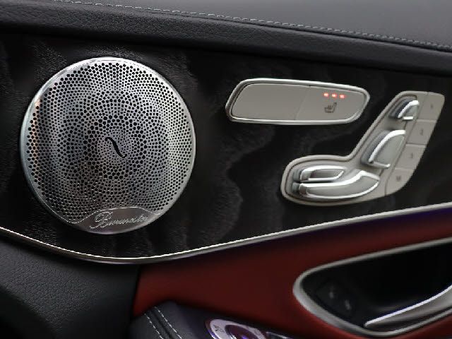 MERCEDES BENZ MERCEDES AMG C CLASS 2018 Image 31