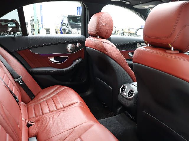 MERCEDES BENZ MERCEDES AMG C CLASS 2018 Image 31