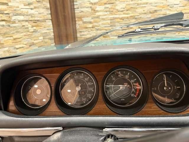 BMW COUPE 1973 Image 31