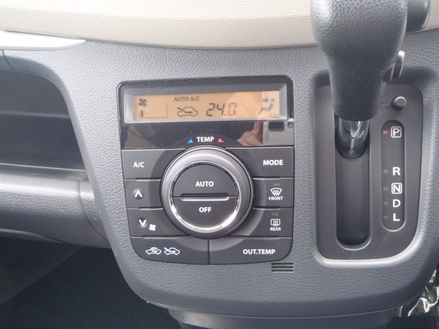 SUZUKI WAGON R 2014 Image 31