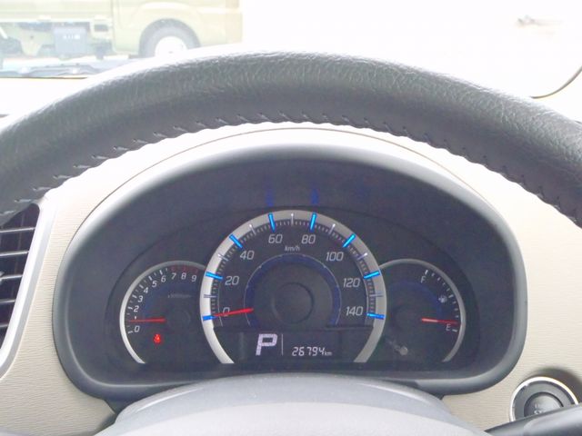 SUZUKI WAGON R 2014 Image 31