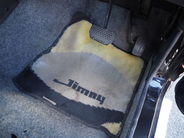 SUZUKI JIMNY 4WD 1996 Image 31