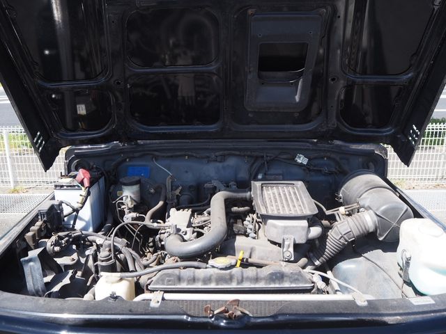 SUZUKI JIMNY 4WD 1996 Image 31